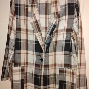 NEW LOWER PRICE!!   LADIES LIGHTWEIGHT BLAZER/Suit Jacket